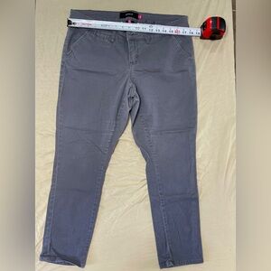 Torrid Gray Straight Leg Flat Front Pants Women's Regular